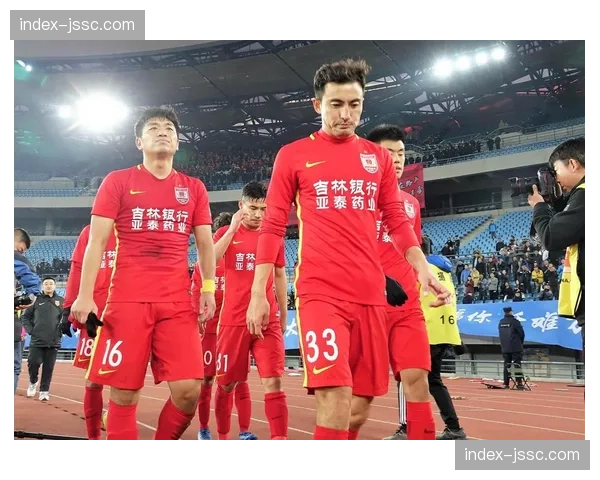 深圳新鹏城三轮仅积三分 保级压力下需尽快调整状态