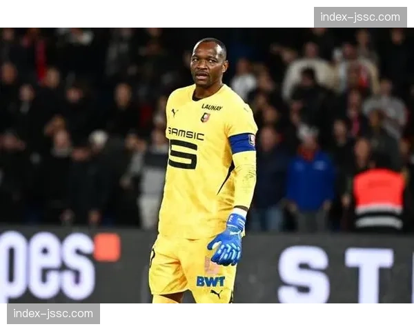 法国三号门将考察持续 舍瓦利埃俱乐部出场时间不足成隐患 法国三号门将考察持续 舍瓦利埃俱乐部出场时间不足成隐患